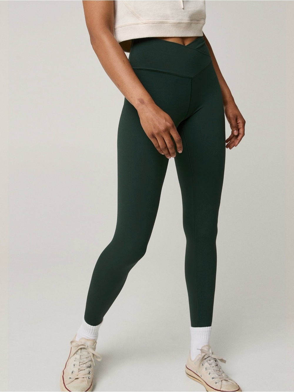 Offline by Aerie Real Me 7/8 Hi-Rise Legging Green Size L Short